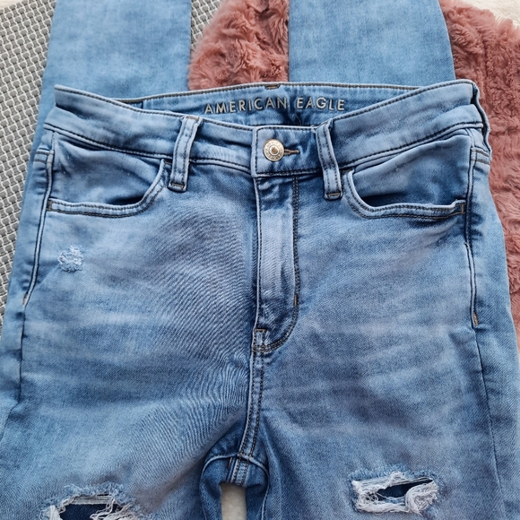 AEO American Eagle Super Hi Rise Jegging Distressed Holes Skinny Jeans 4 Regular - Picture 4 of 9